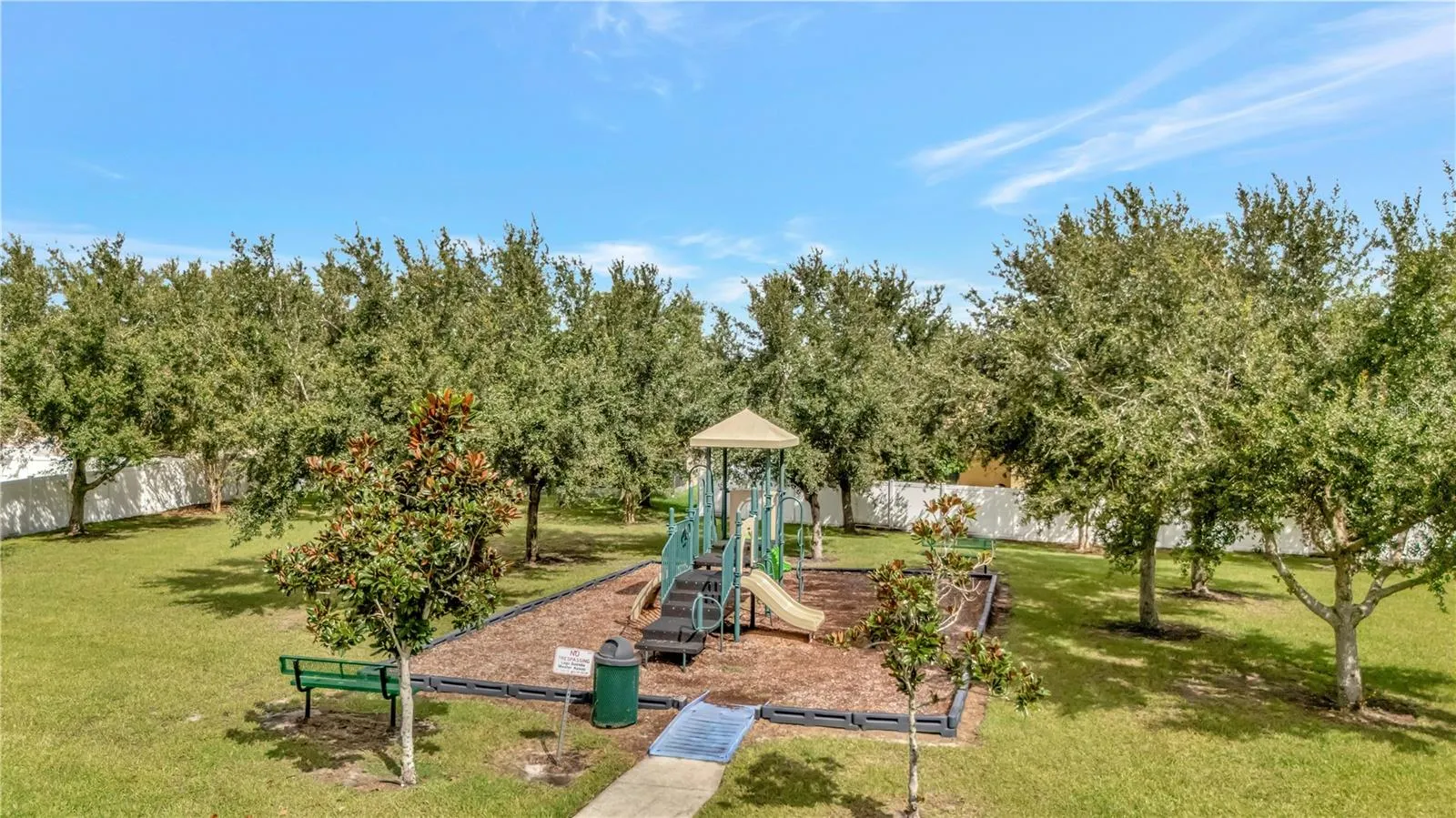 997 LA MIRADA CT