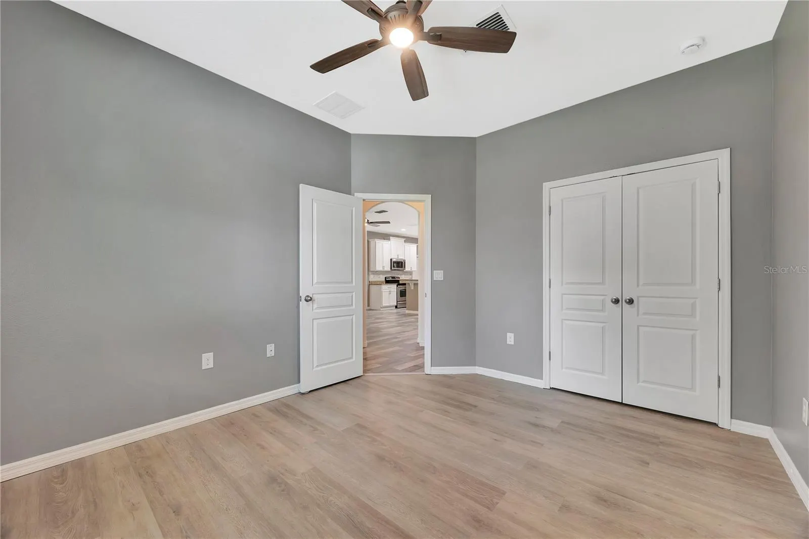 997 LA MIRADA CT