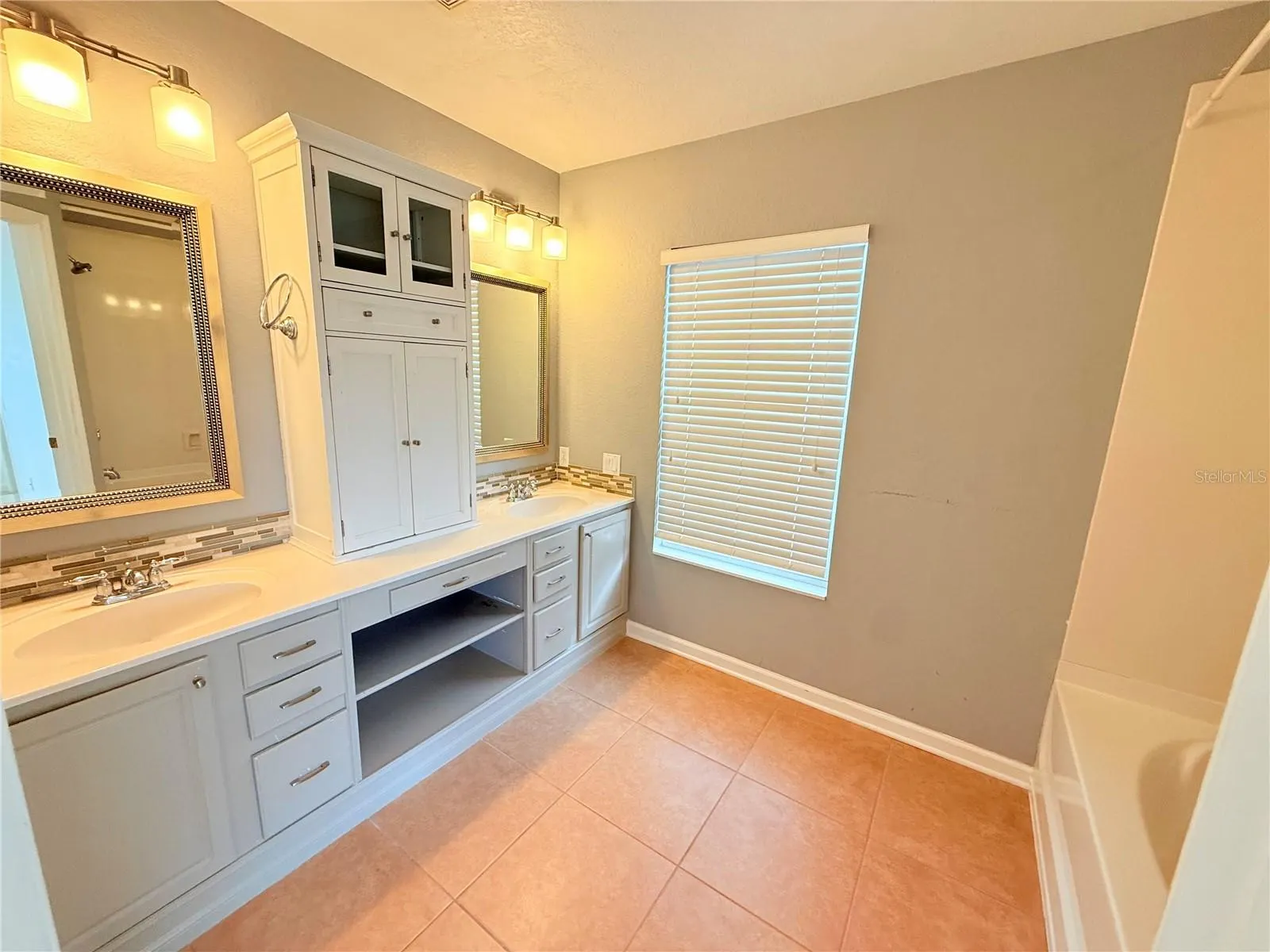 15204 WINDMILL HARBOR CT
