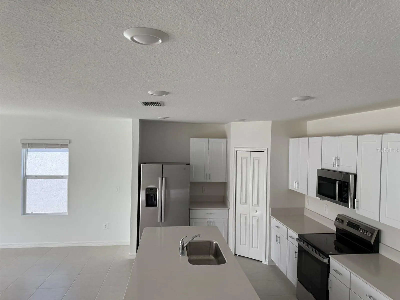 12033 BRAE WAY