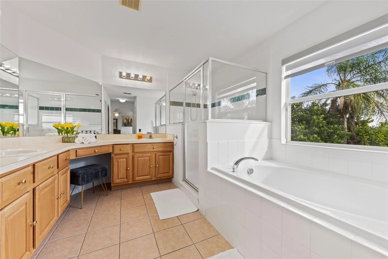 115 LANCASTER DR