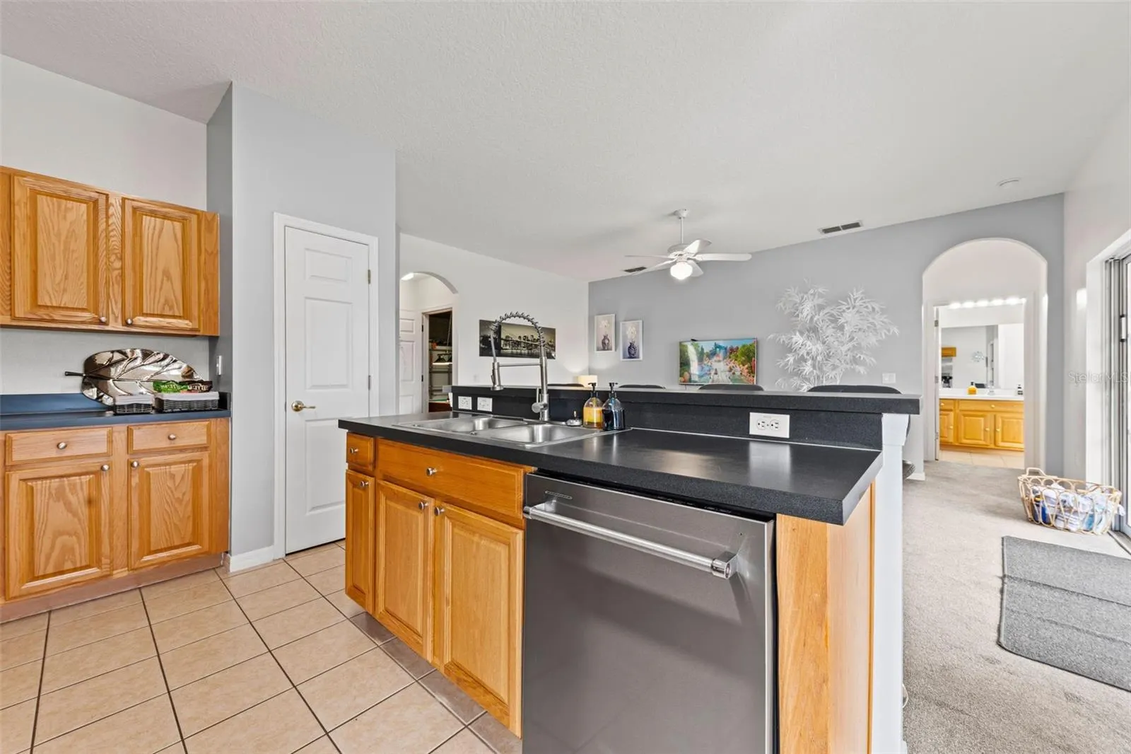 115 LANCASTER DR