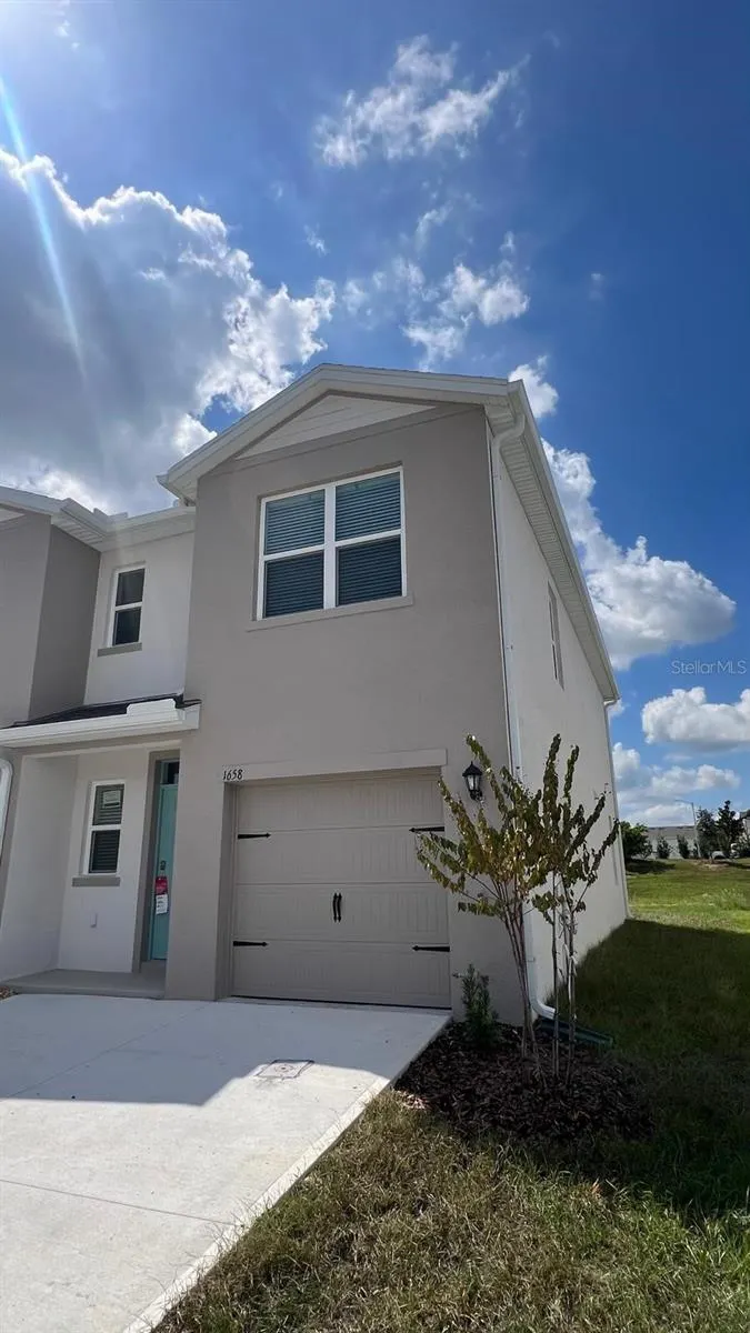 1658 ROCK ELM RD