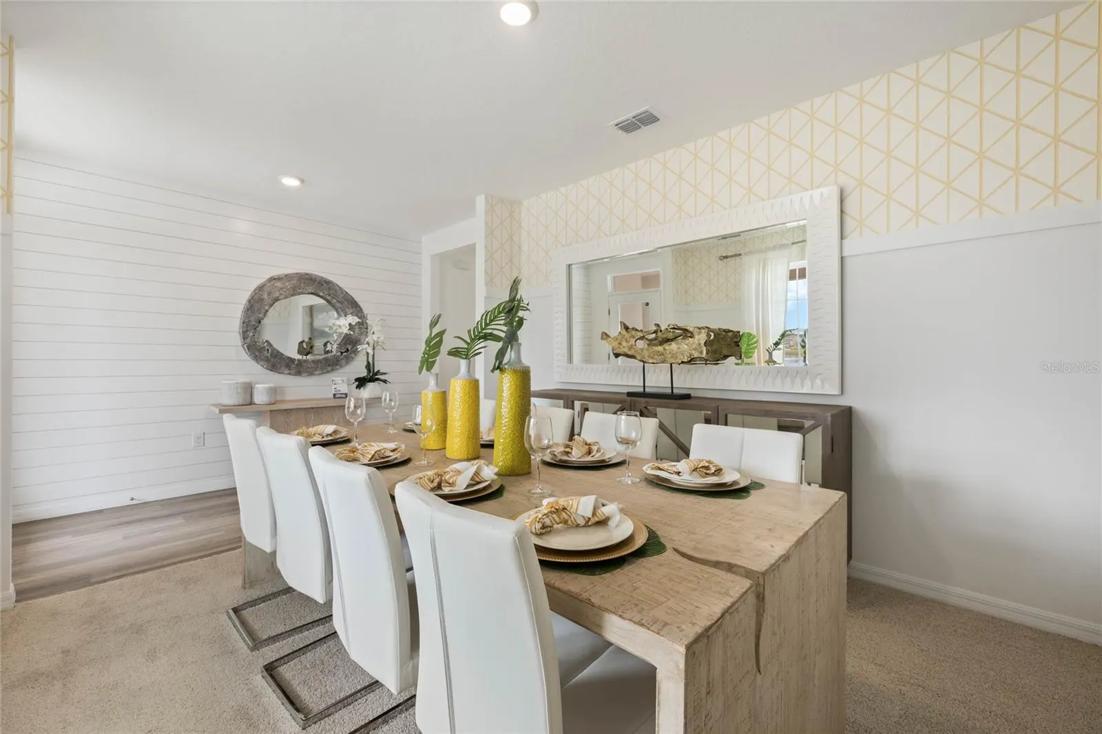 2815 HOUSE FINCH RD