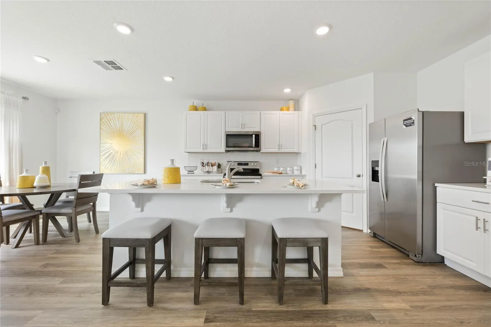 2815 HOUSE FINCH RD