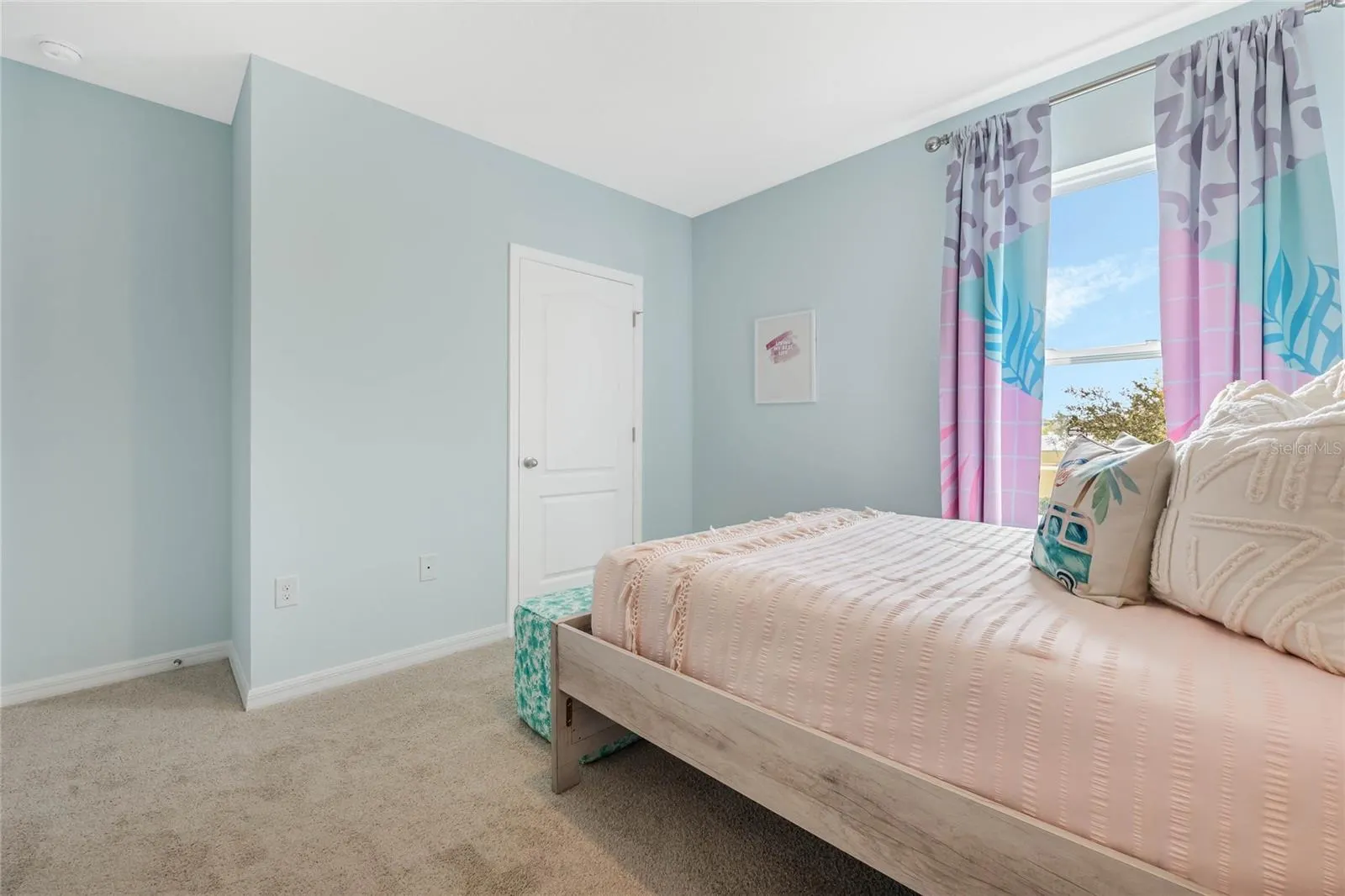 2815 HOUSE FINCH RD