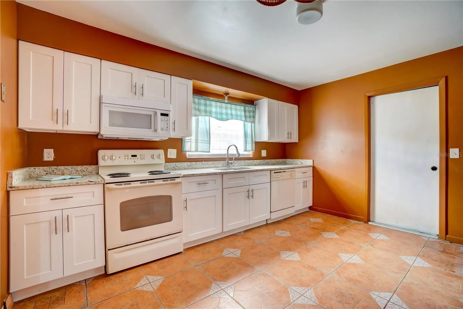 5445 GAMBIER CT