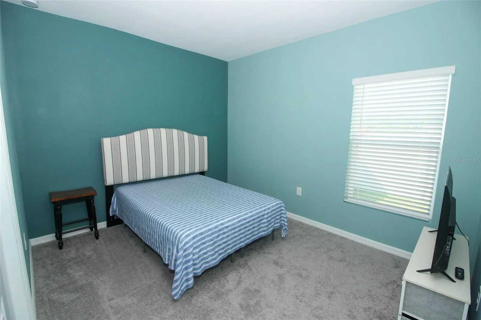 404 CITRINE LOOP