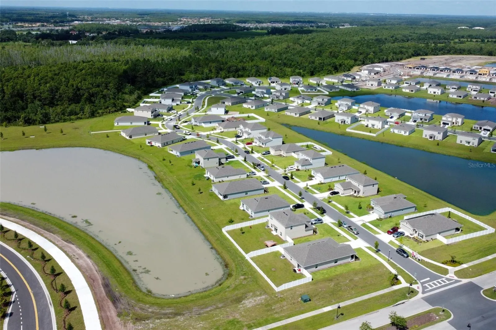 404 CITRINE LOOP