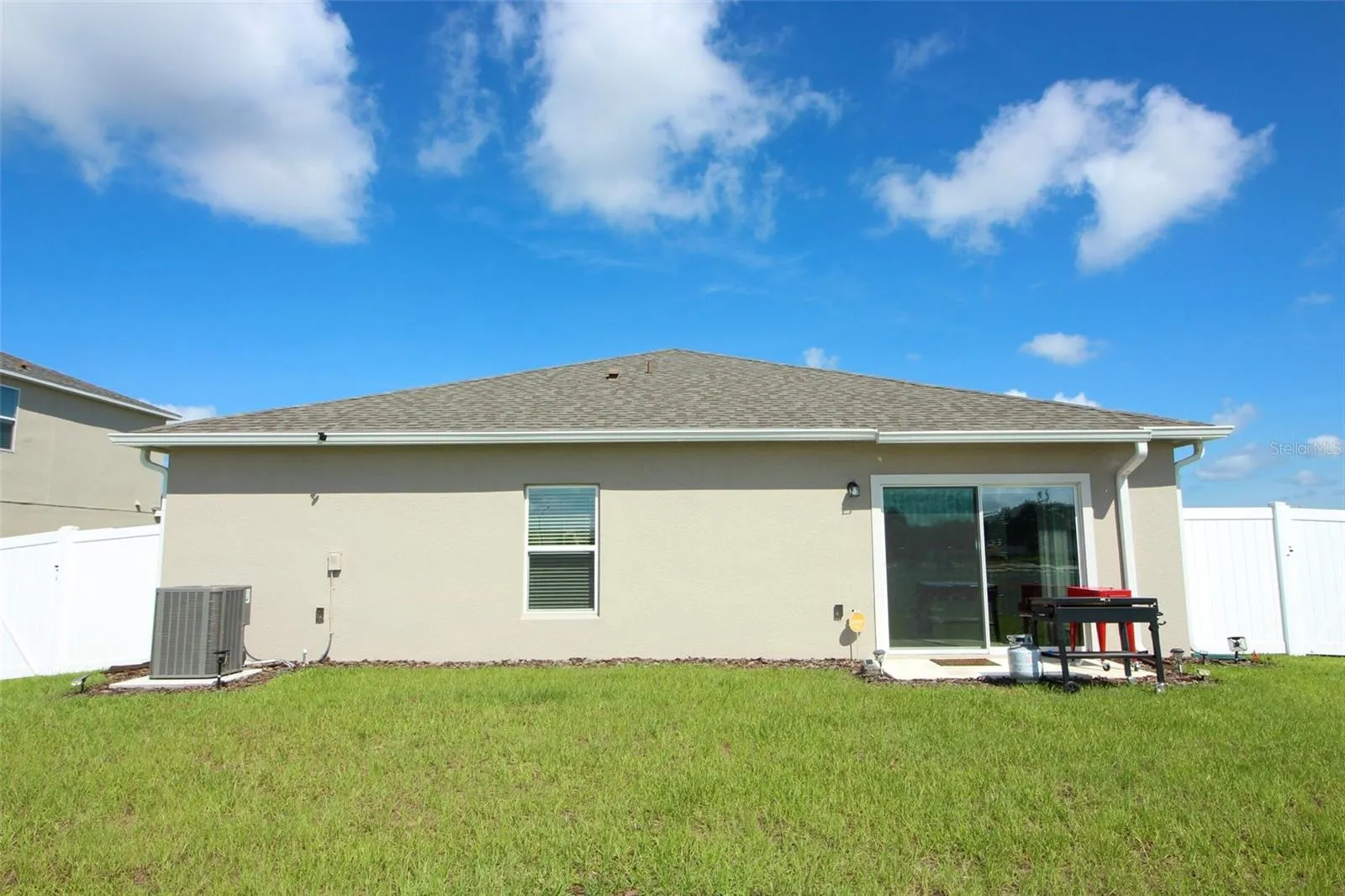 404 CITRINE LOOP