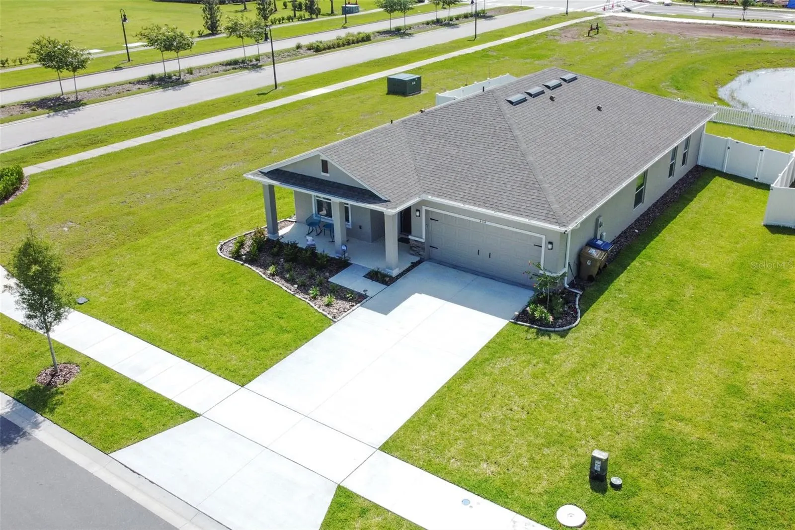 404 CITRINE LOOP