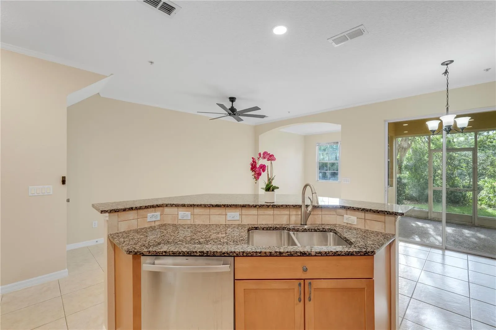 839 ASSEMBLY CT