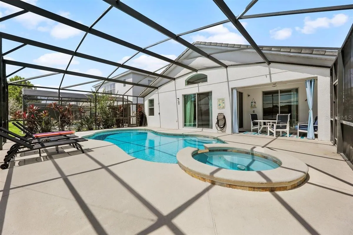 4508 MONADO DR