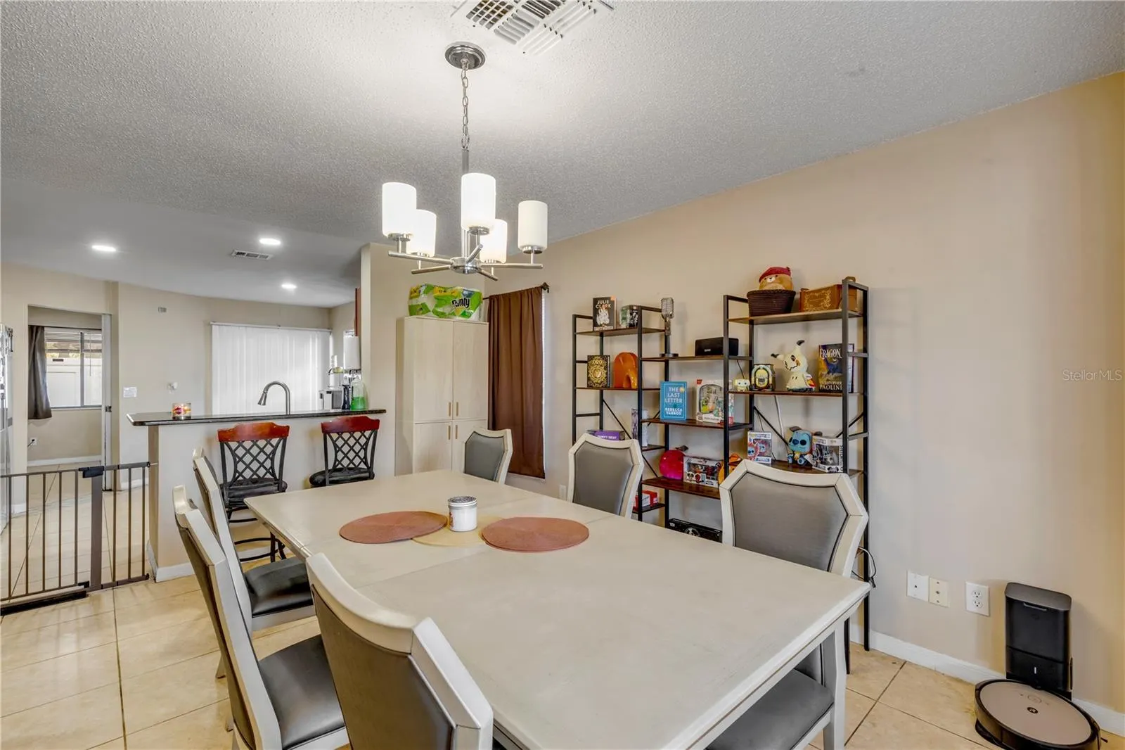 2664 HORSESHOE BAY DR