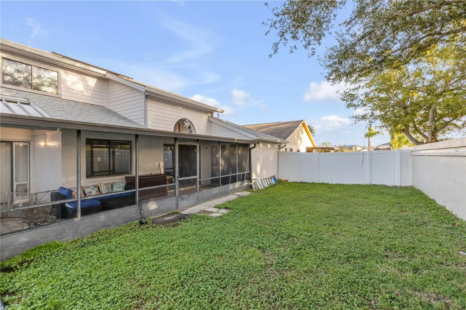 2664 HORSESHOE BAY DR