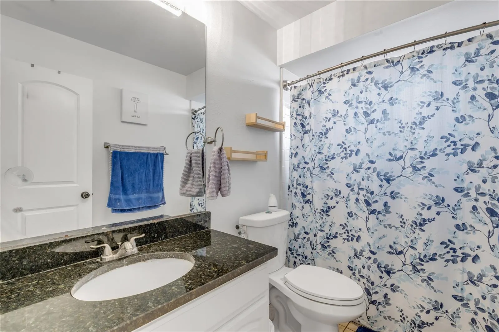 2664 HORSESHOE BAY DR