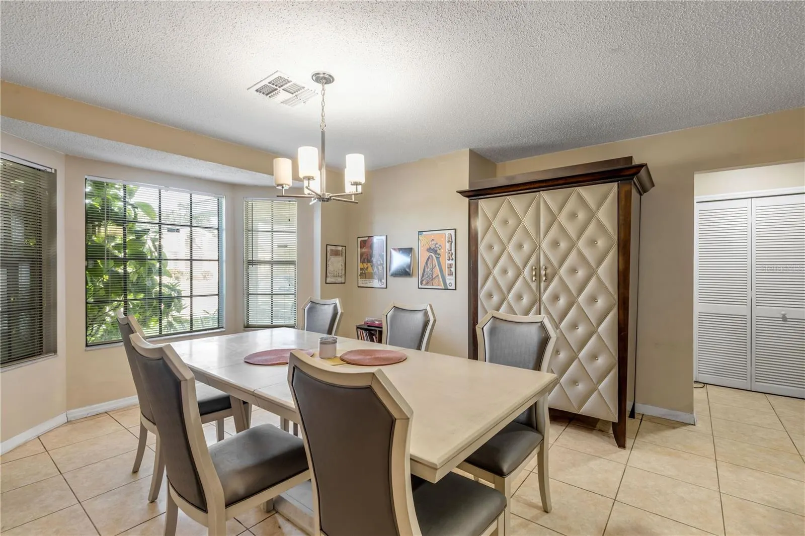2664 HORSESHOE BAY DR