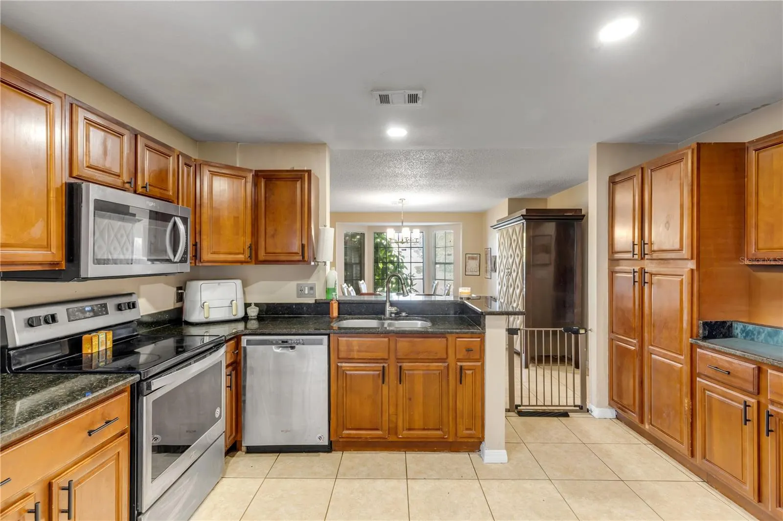 2664 HORSESHOE BAY DR