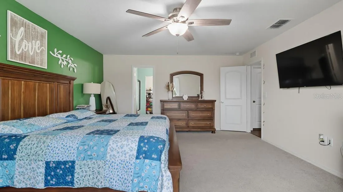 398 DAFFODIL LN