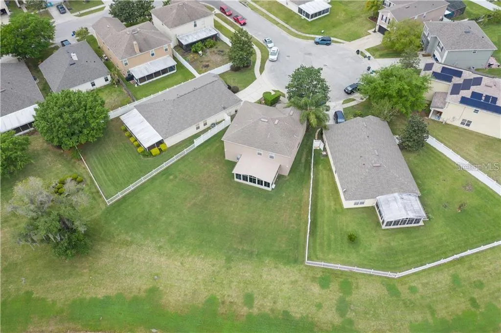 105 CEDAR HEIGHTS CT