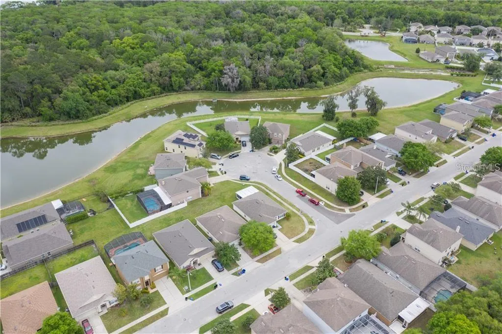 105 CEDAR HEIGHTS CT