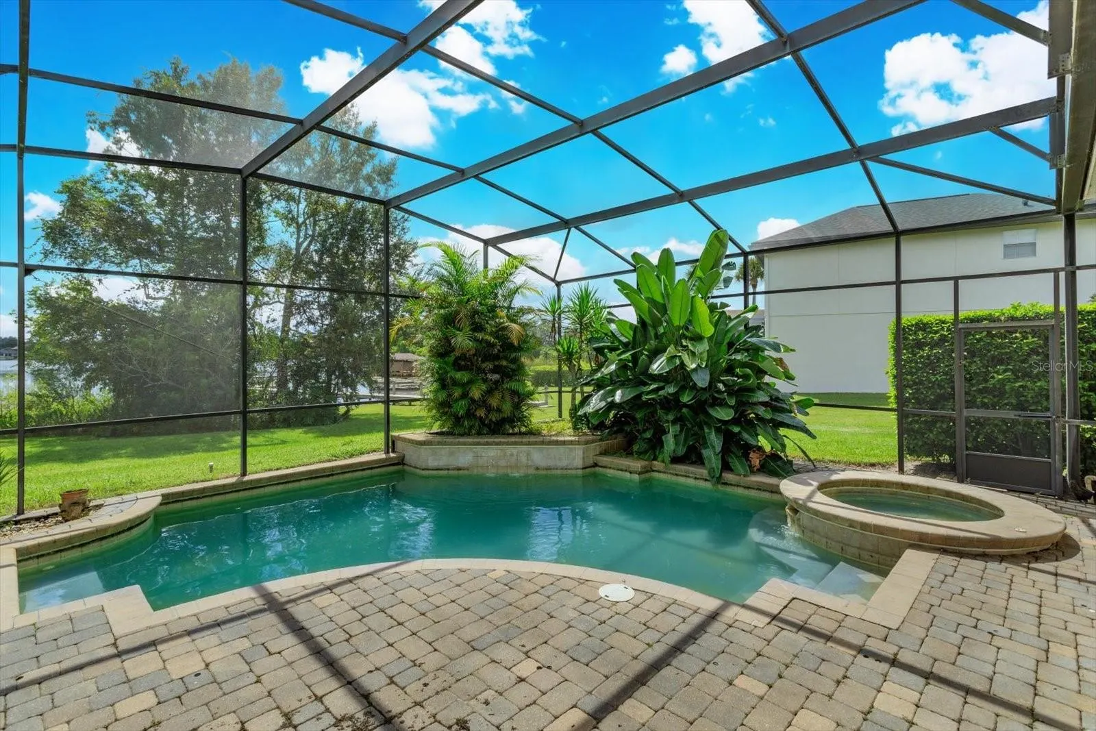 13554 SUNSET LAKES CIRCLE