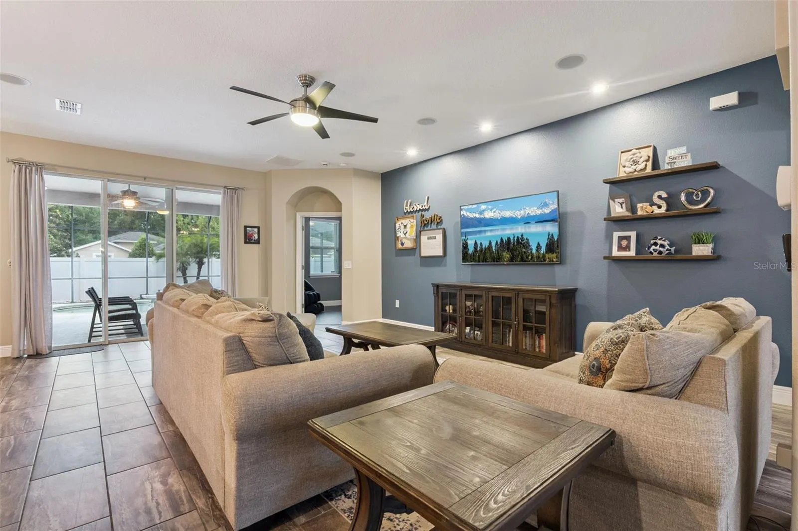 701 FRINGE TREE CT