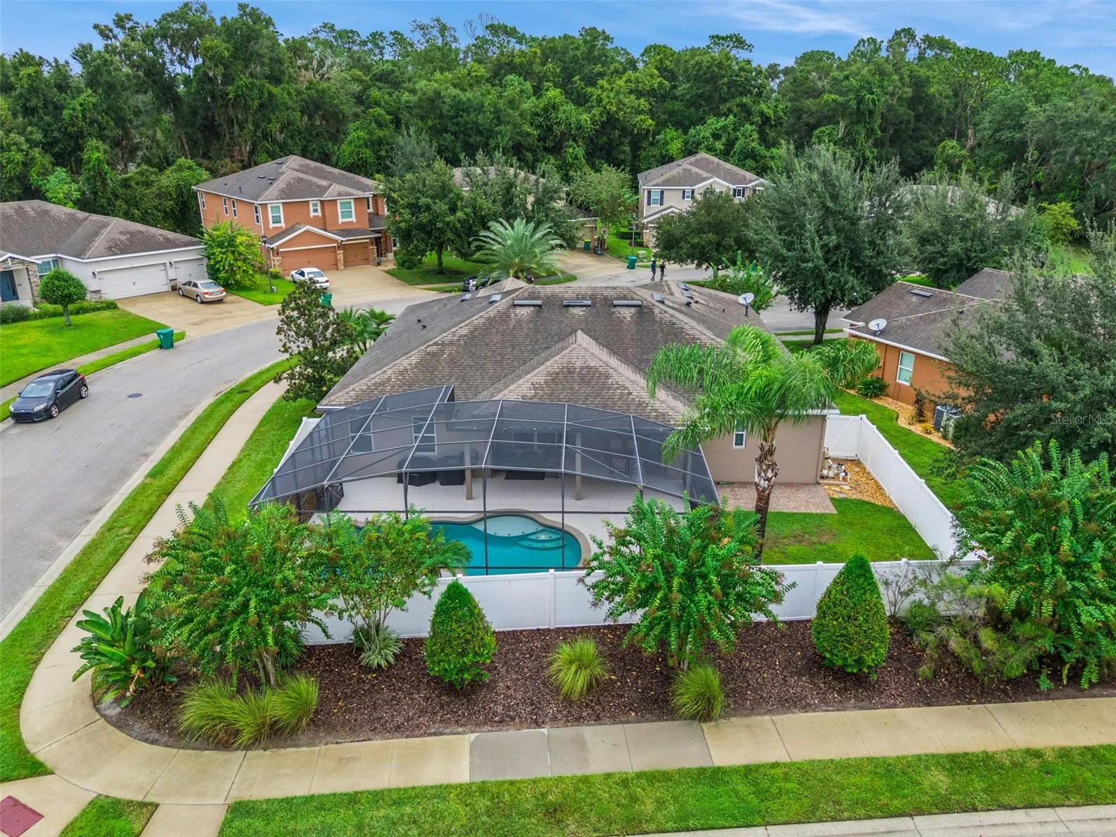 701 FRINGE TREE CT