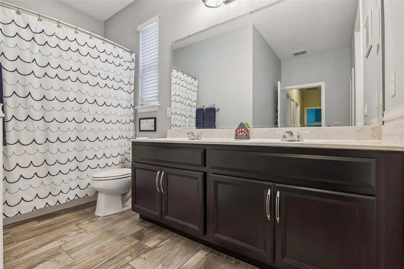 701 FRINGE TREE CT