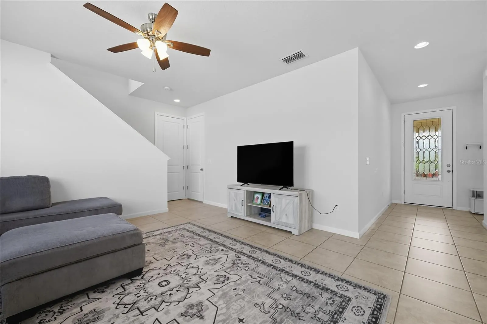 938 FALLON HILLS DR