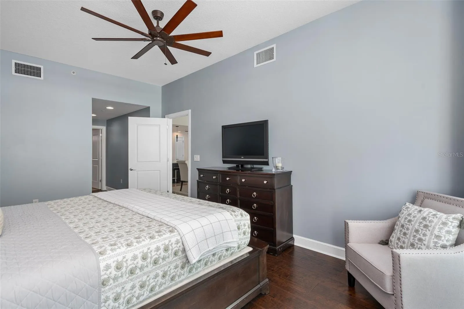 101 S EOLA DR #1207, #1207