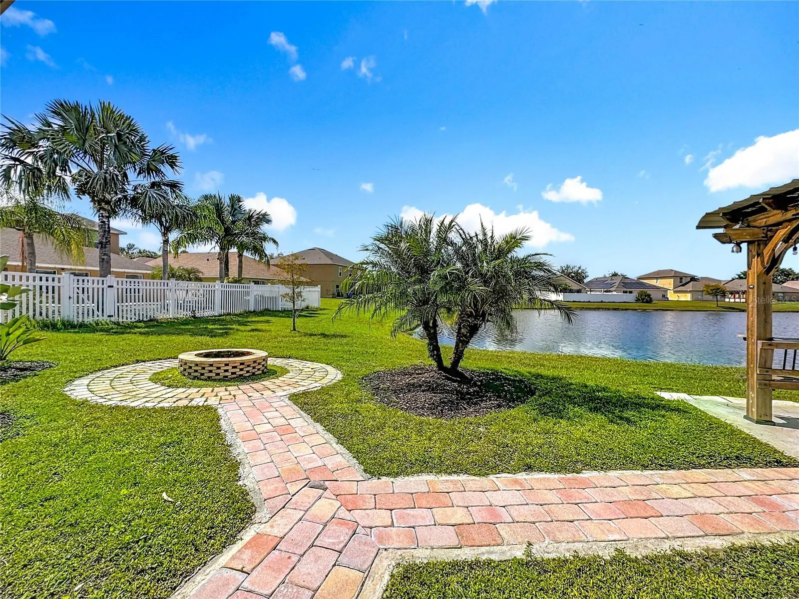 3004 JULIP DR
