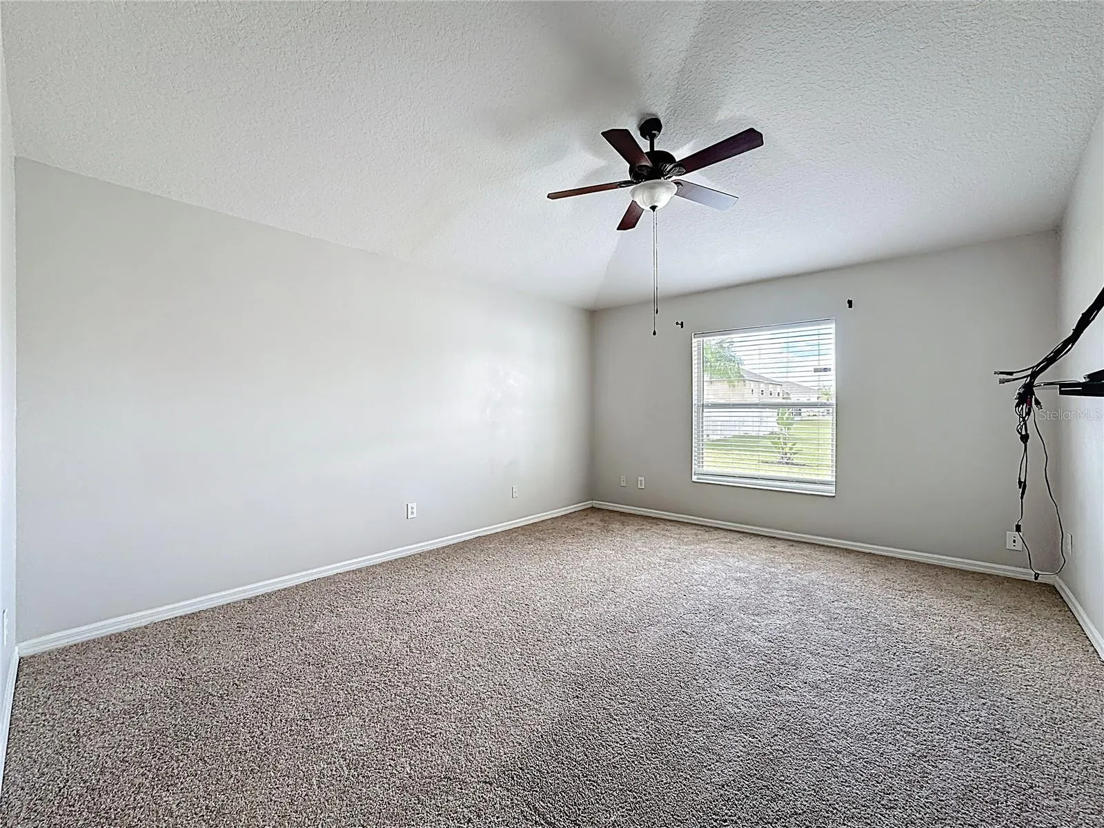 3004 JULIP DR