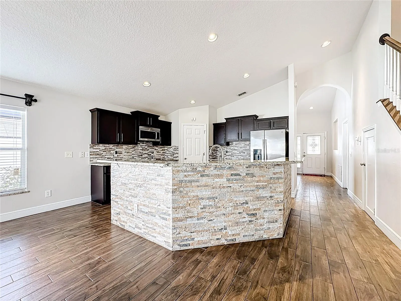 3004 JULIP DR