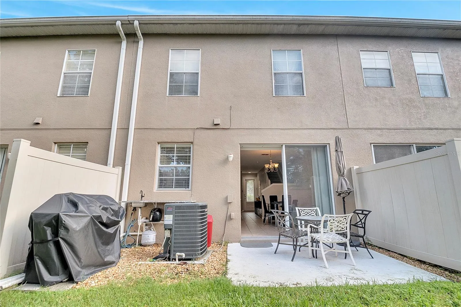9454 SILVER BUTTONWOOD STREET