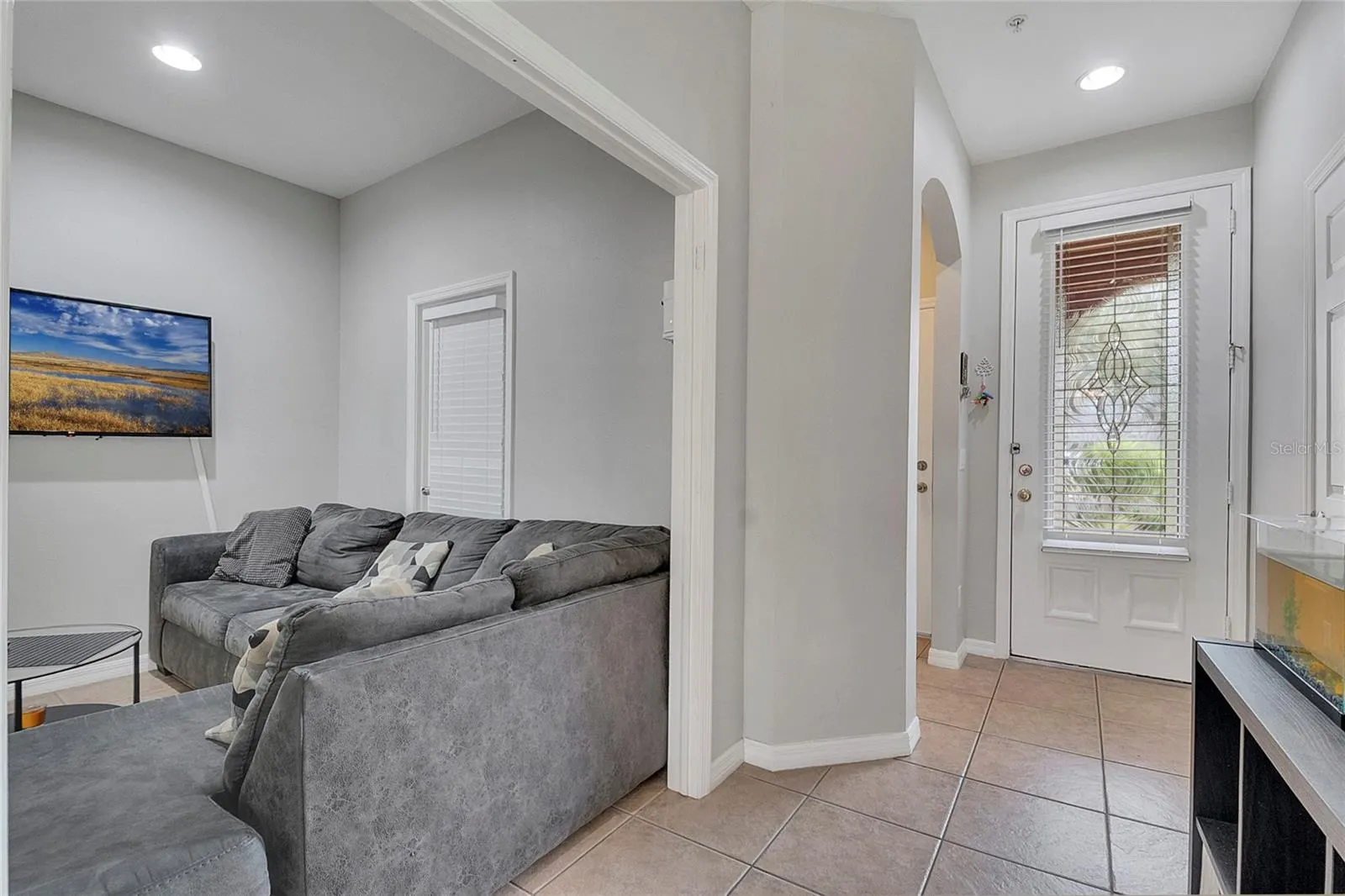 9454 SILVER BUTTONWOOD STREET