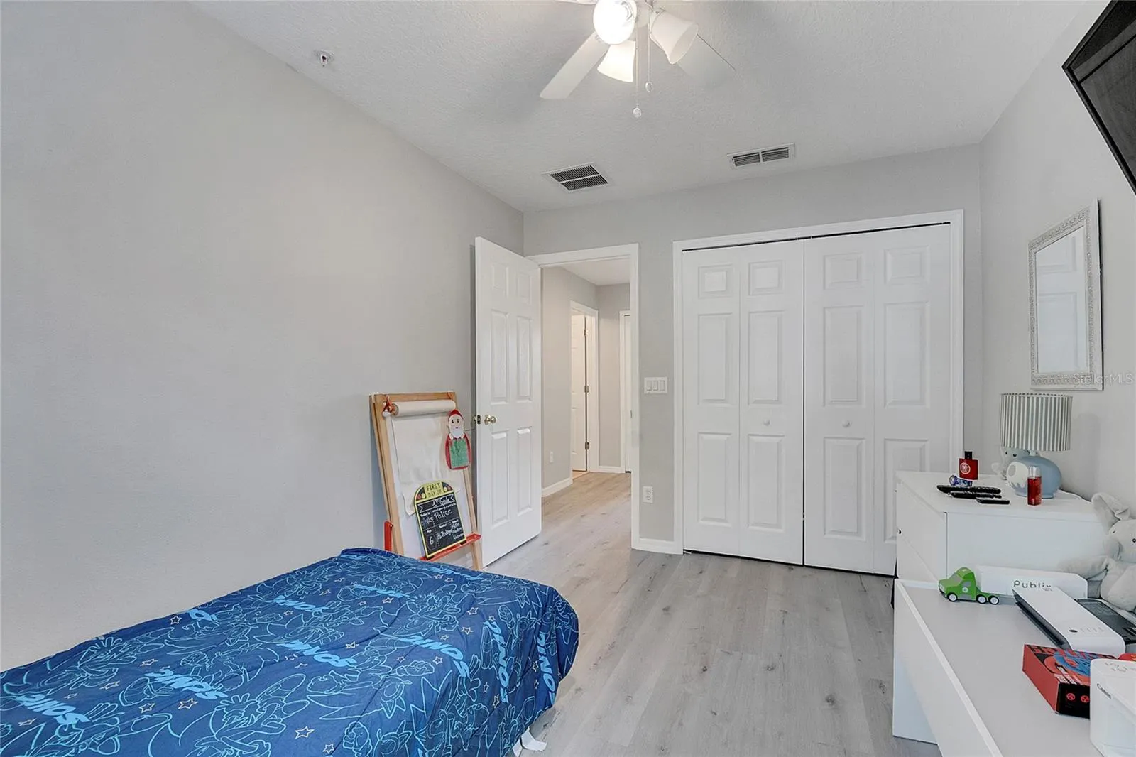9454 SILVER BUTTONWOOD STREET
