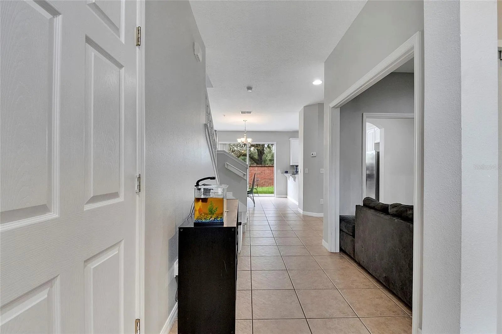 9454 SILVER BUTTONWOOD STREET