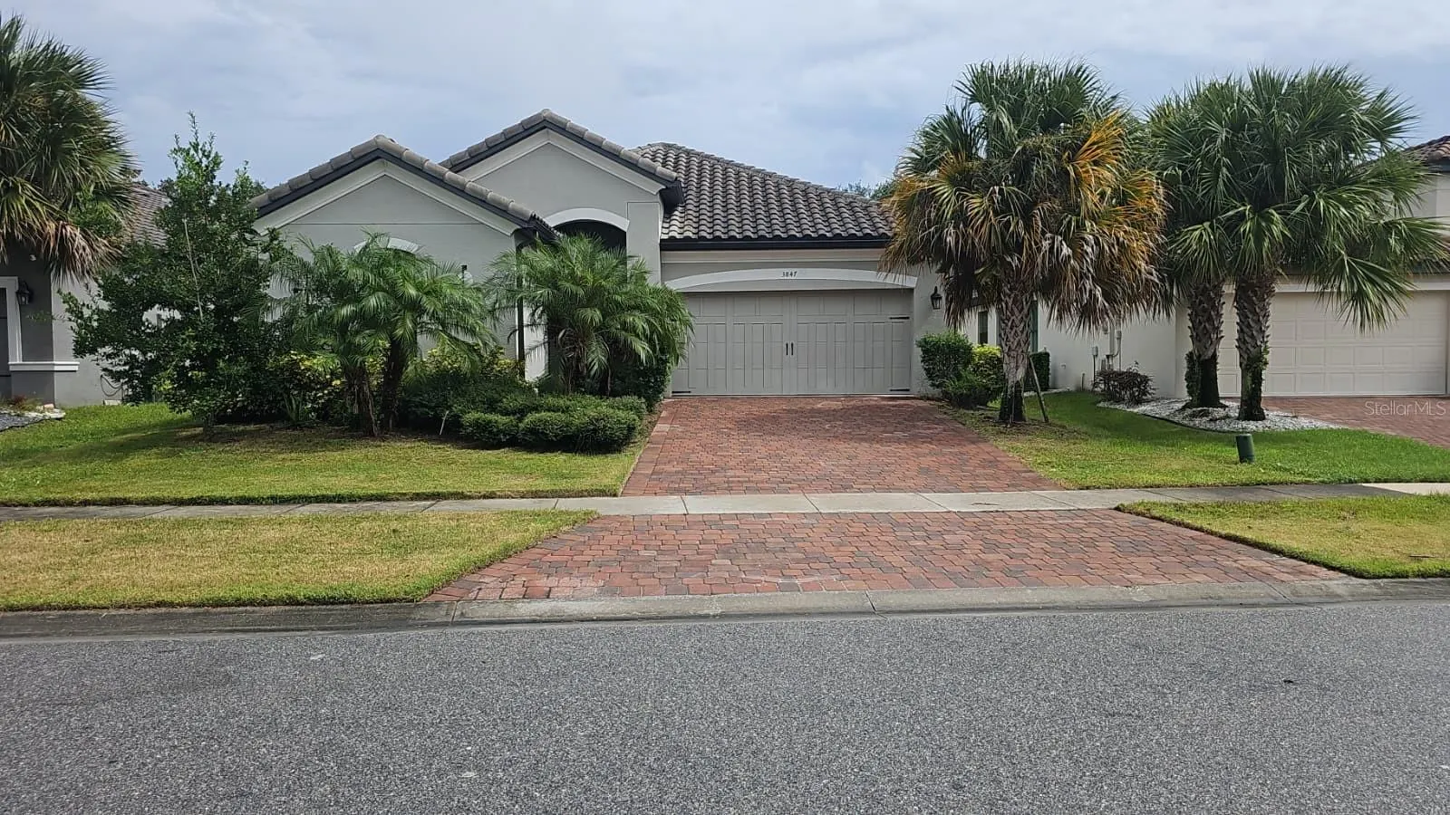 3847 CARRICK BEND DR