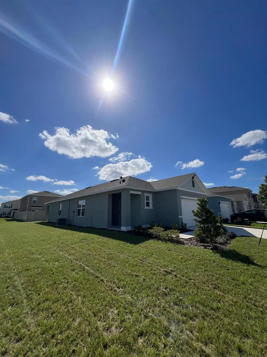 2602 ANGEL FALLS DR