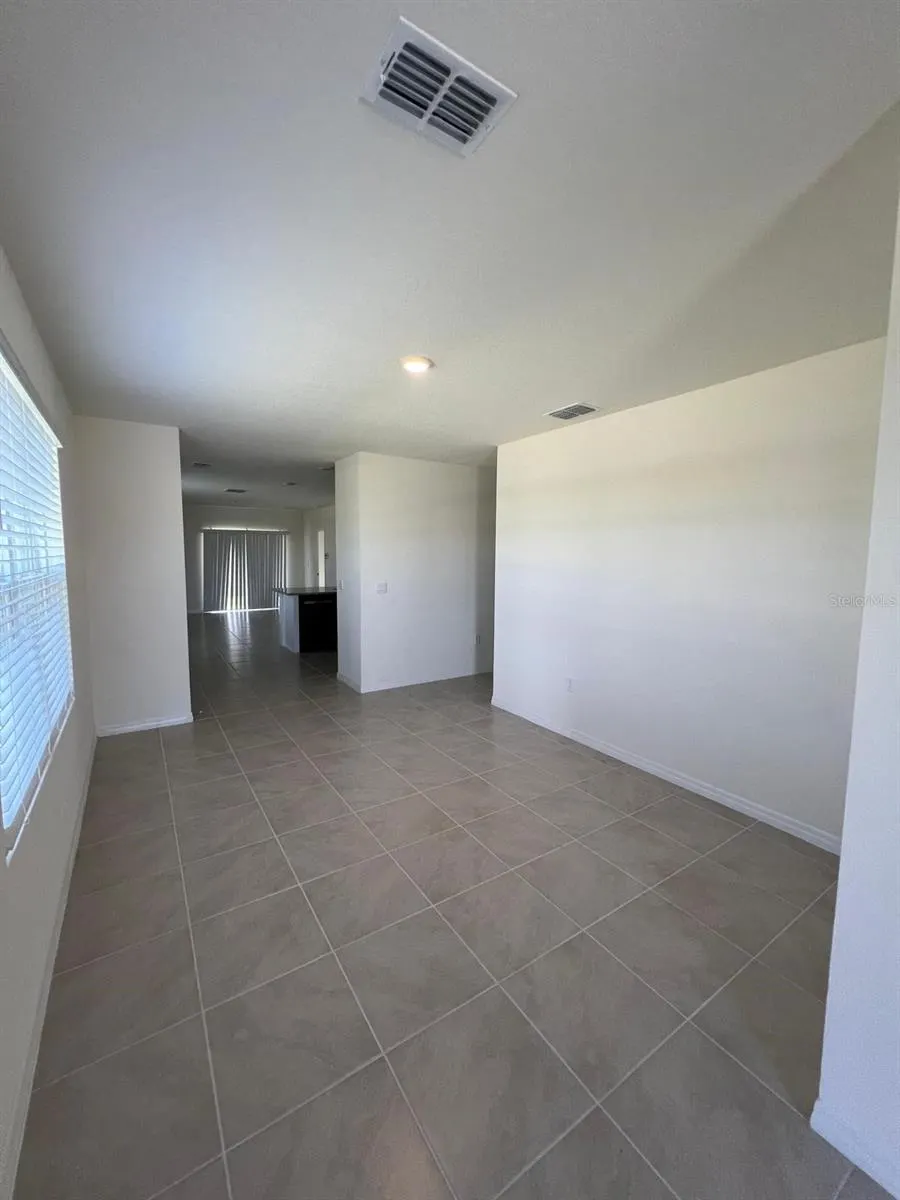 2602 ANGEL FALLS DR