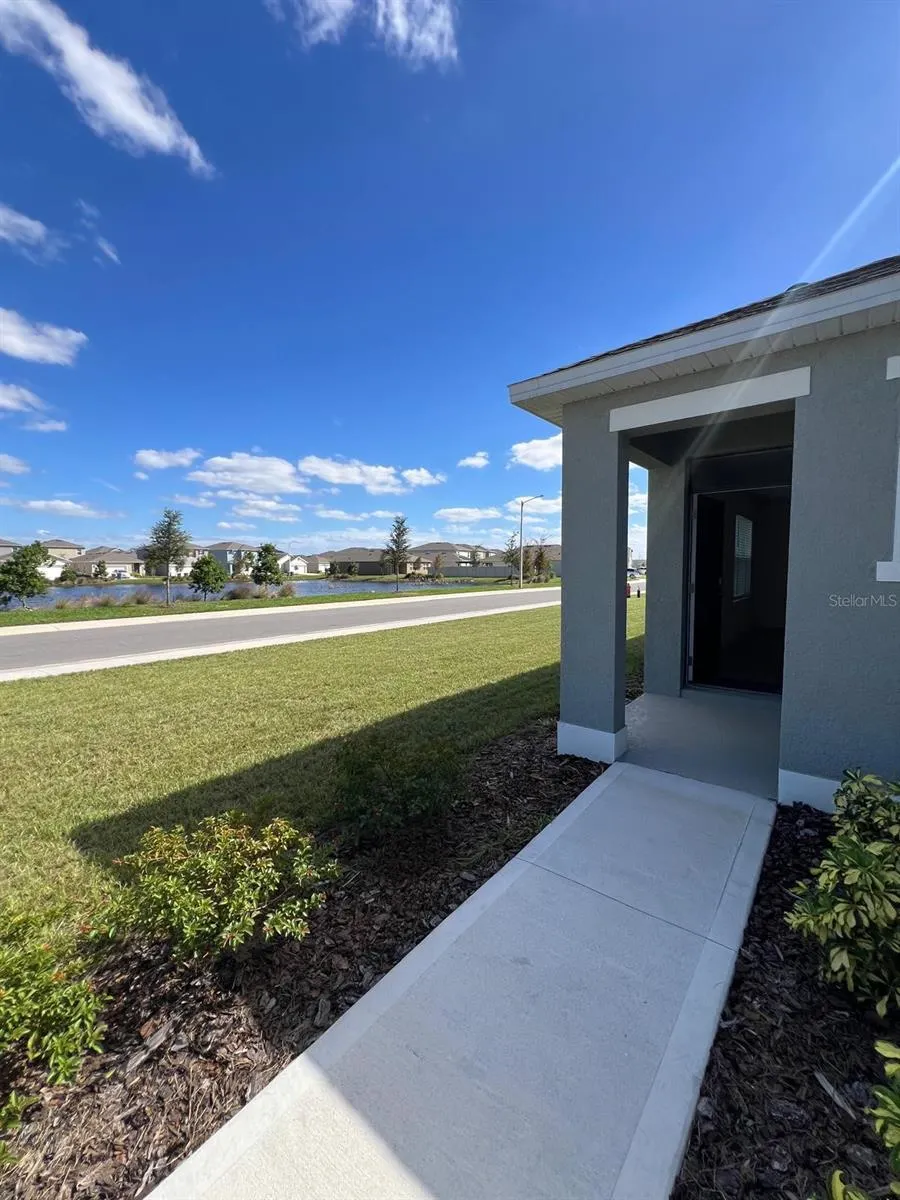 2602 ANGEL FALLS DR