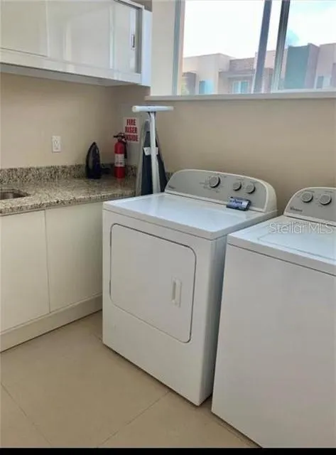 7657 RECIFE DR
