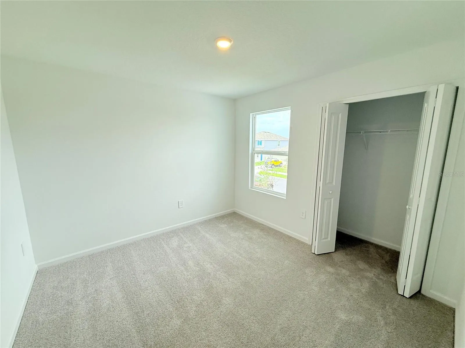 373 KAYDEN CV