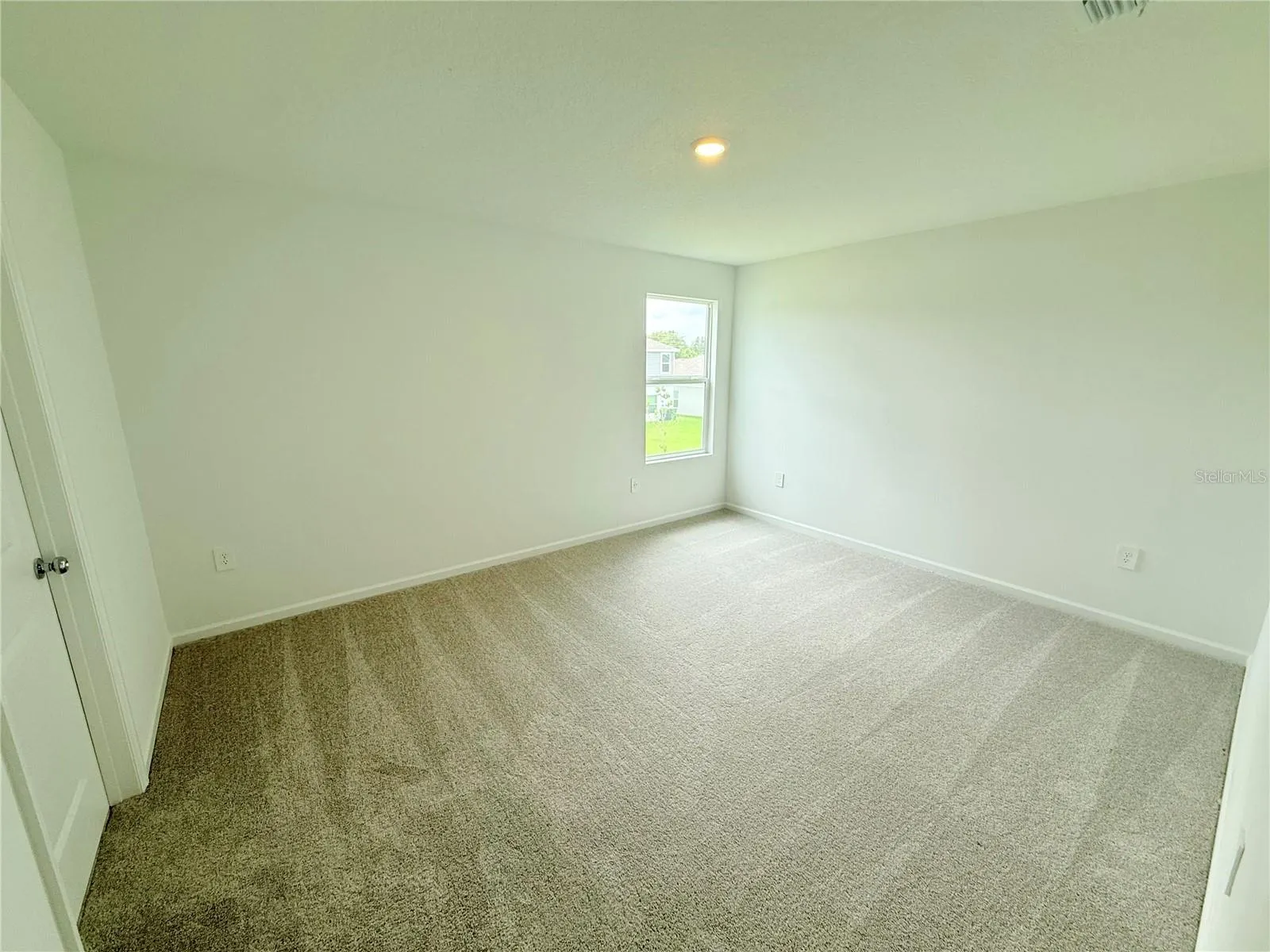 373 KAYDEN CV