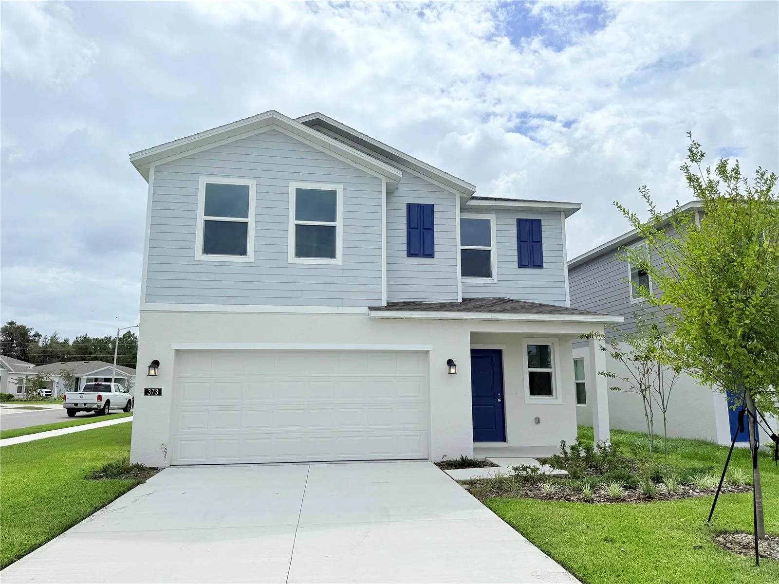 373 KAYDEN CV
