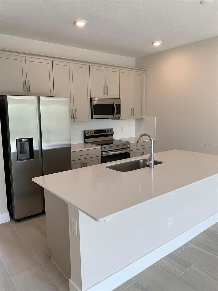 7874 SPECTRUM DR