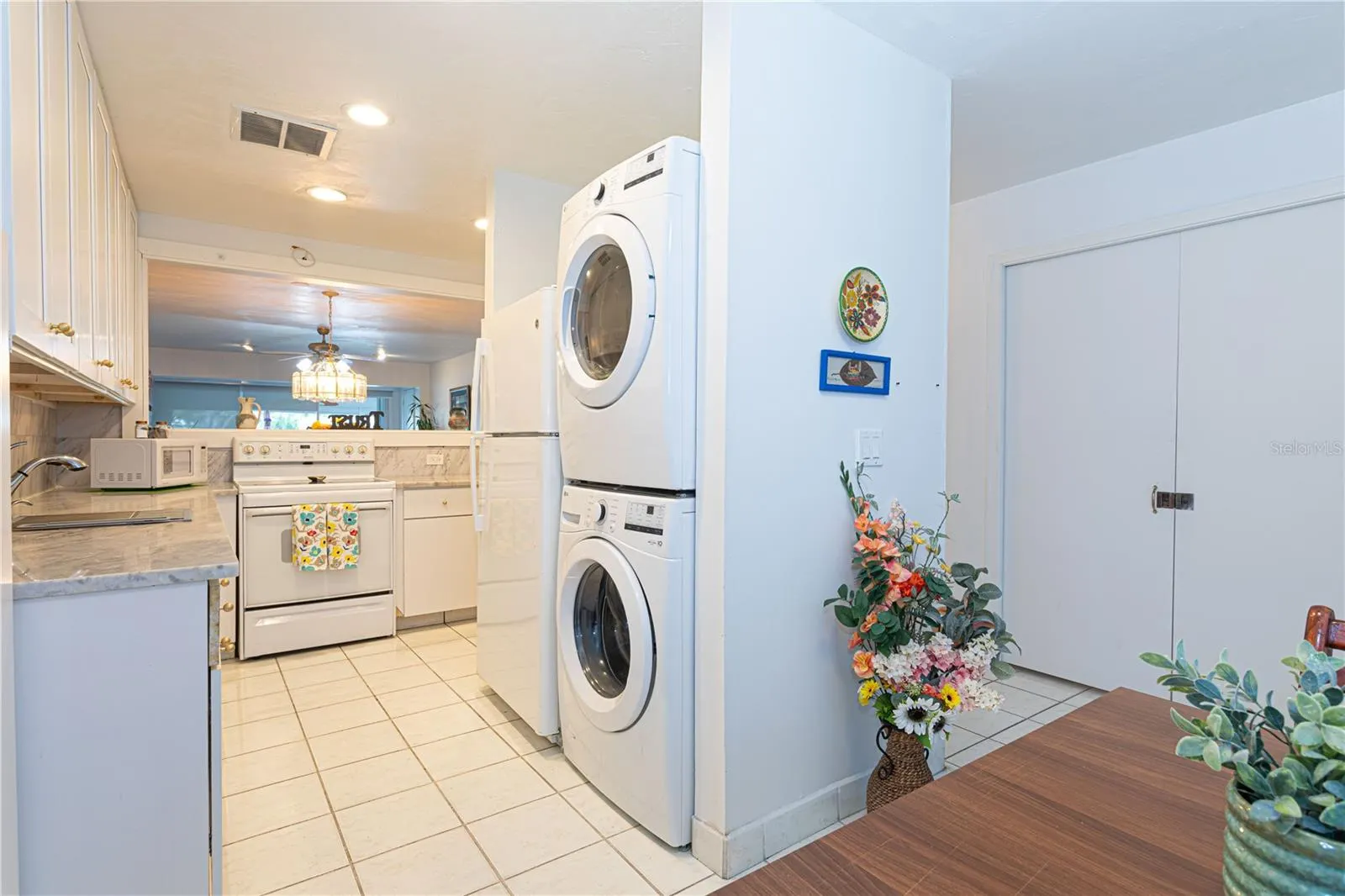 1421 NW 19TH TER #102, #102