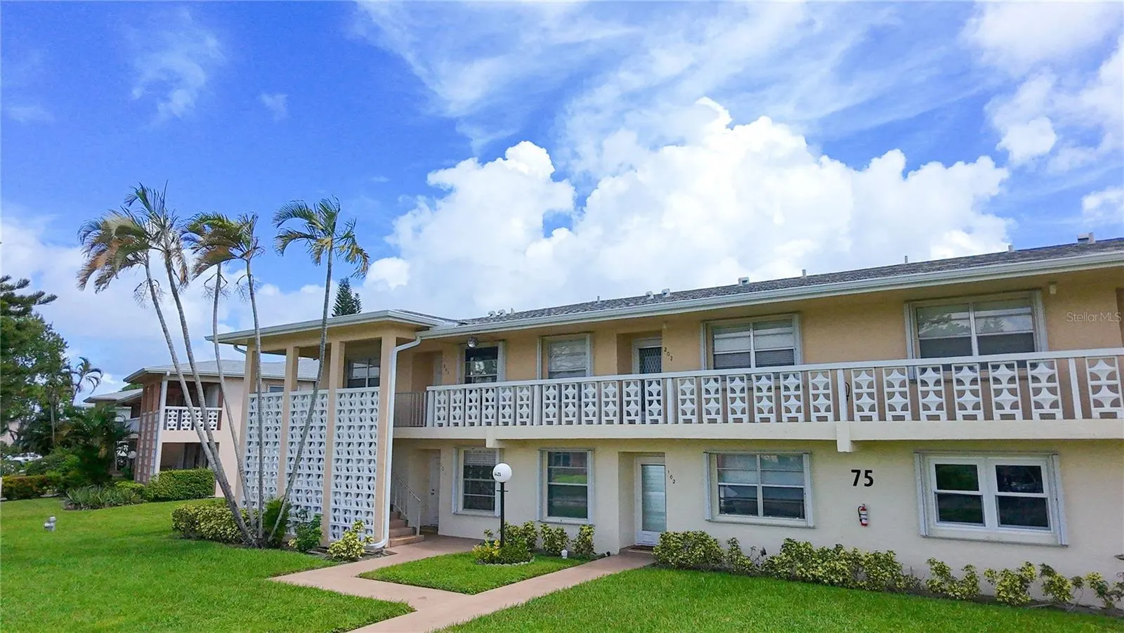 1421 NW 19TH TER #102, #102