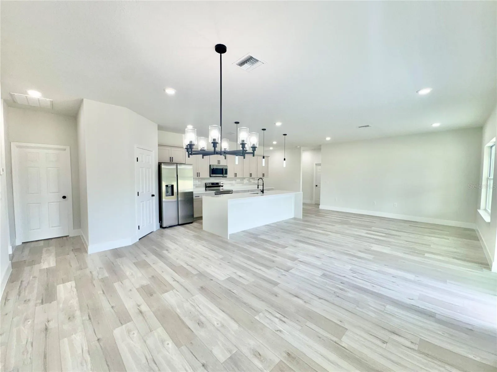 2998 FISKE RD SE